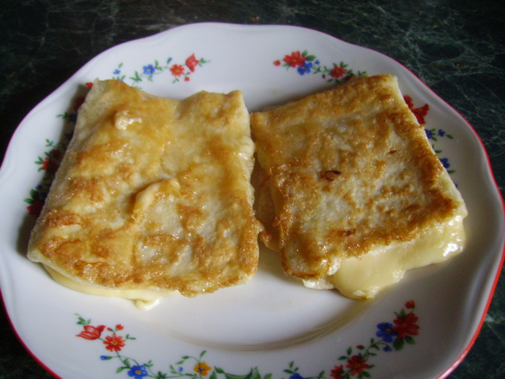 Лаваш с фаршем на сковороде с сыром рецепт с фото