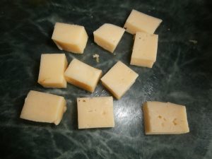 блюдо из сыра
