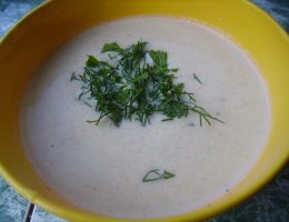 Миниатюра к статье Крем-суп из цветной капусты с творогом