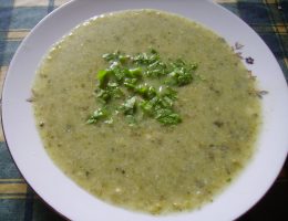 Миниатюра к статье Диетический овощной суп-пюре: очень вкусный и полезный