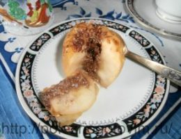 Миниатюра к статье Запеченные яблоки с ореховой начинкой
